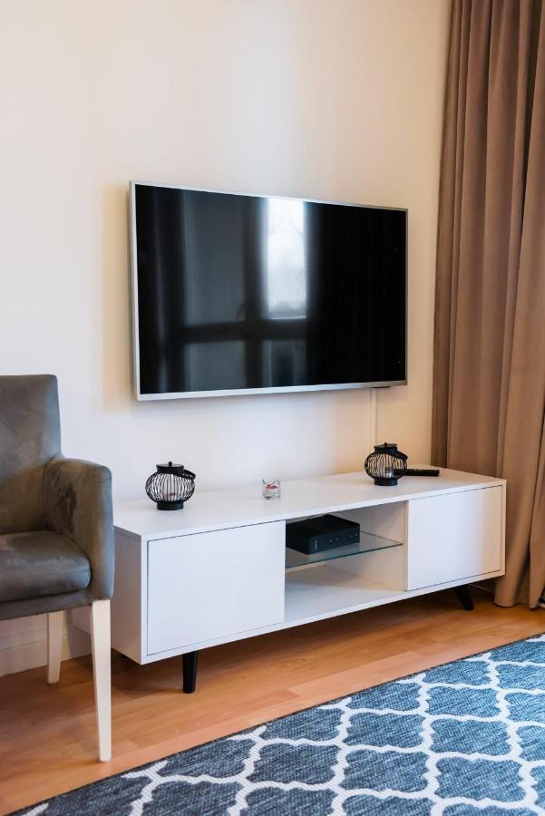 Metro Kondratowicza Velvet Apartment Warsaw Exterior photo