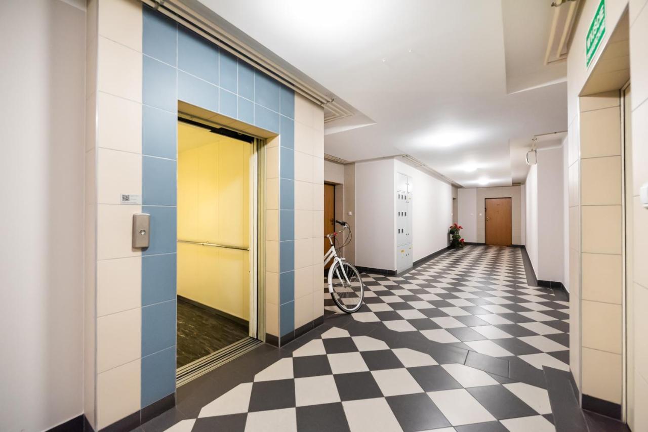 Metro Kondratowicza Velvet Apartment Warsaw Exterior photo